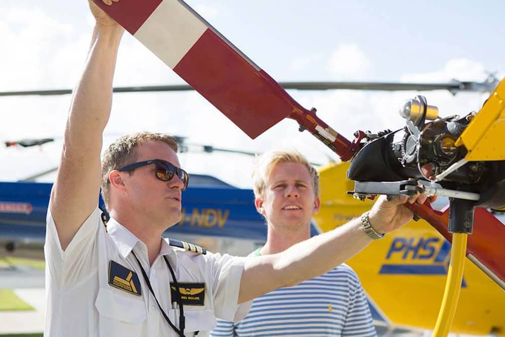How to Become a Helicopter Pilot in Australia | Training