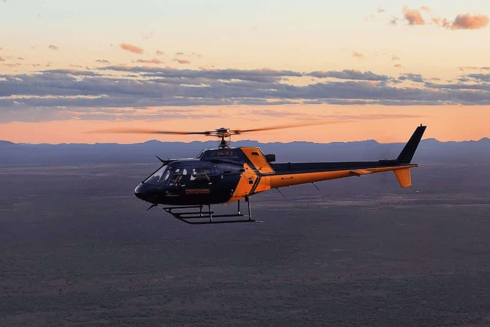 ULURU & KATA TJUTA Helicopter Tours | VH VCZ Uluru Premium Tour Product Image
