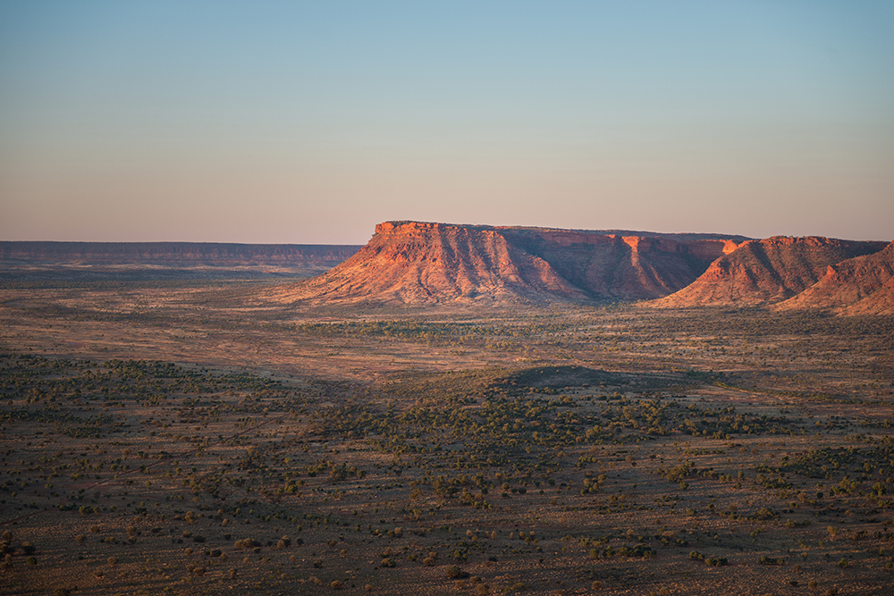 Kings Canyon & George Gill Range Helicopter Experience
