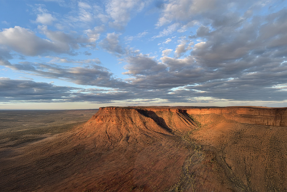 Kings Canyon & George Gill Range Helicopter Experience
