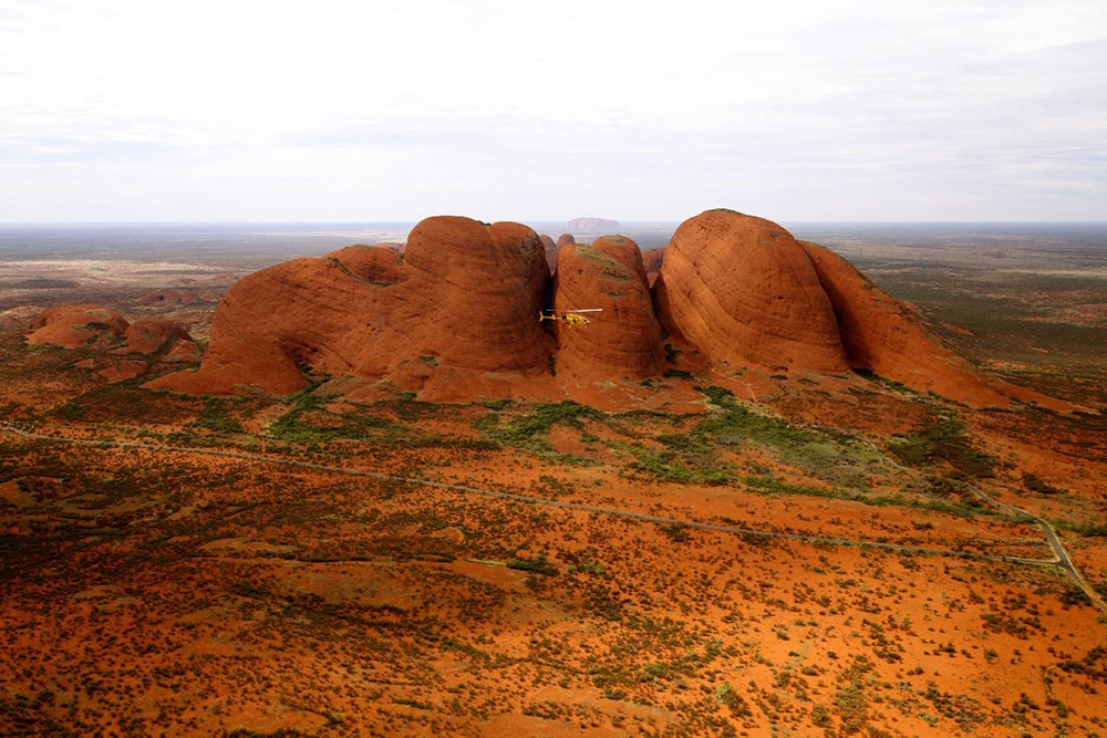 25 minute Uluru & Kata Tjuta Helicopter Experience
